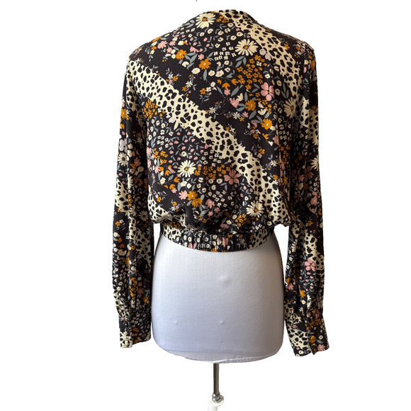 White Crow Women's S Cottagecore Floral Wrap Crop Blouse Boho Fairy Whimsical - Picture 2 of 12